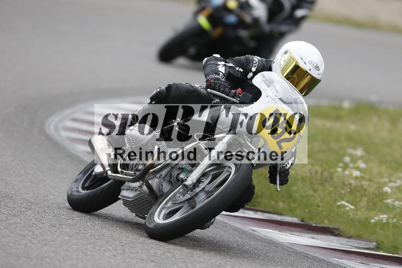 /09 19.04.2026  Caremotion get faster ADR/Gruppe gelb/552